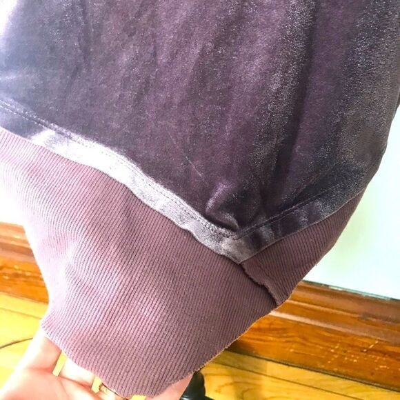 Cute & Comfy Oversized Value Long Sleeve Crewneck - Picture 10 of 11